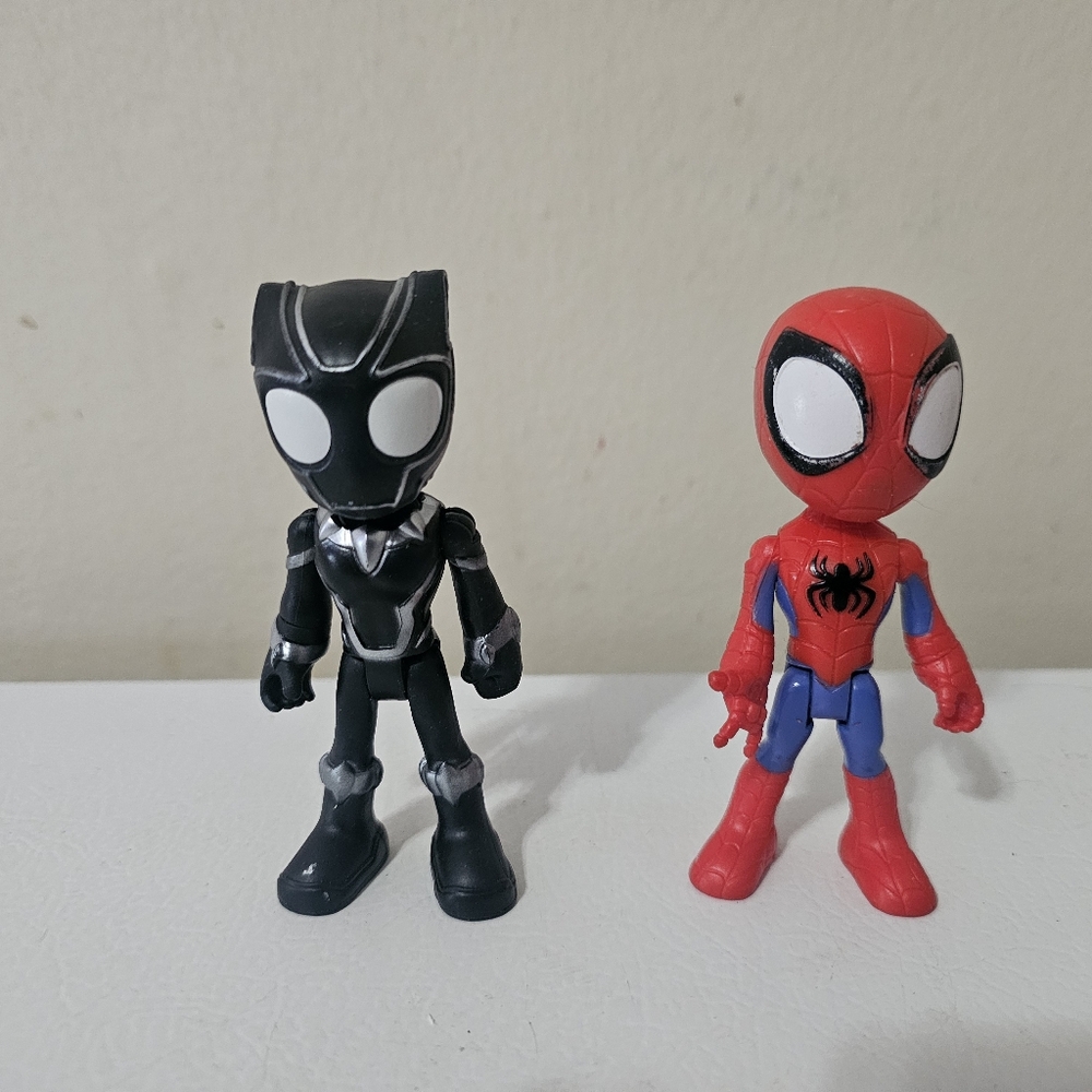 Marvel Action Figure Set Of 9 - Picture 8 of 8